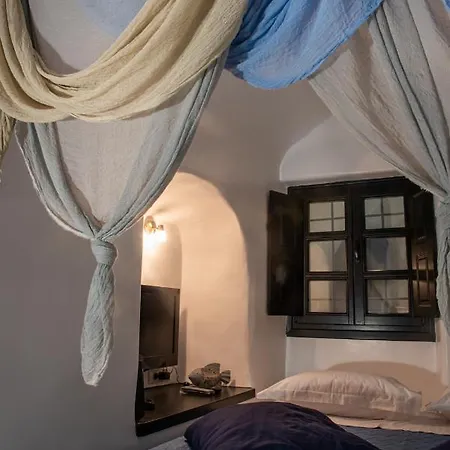 Orpheus Santorini *