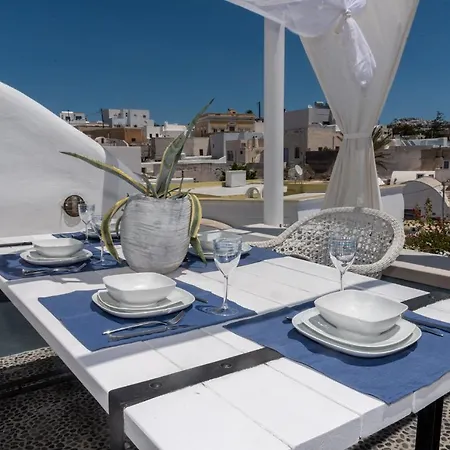 Orpheus Santorini Villa